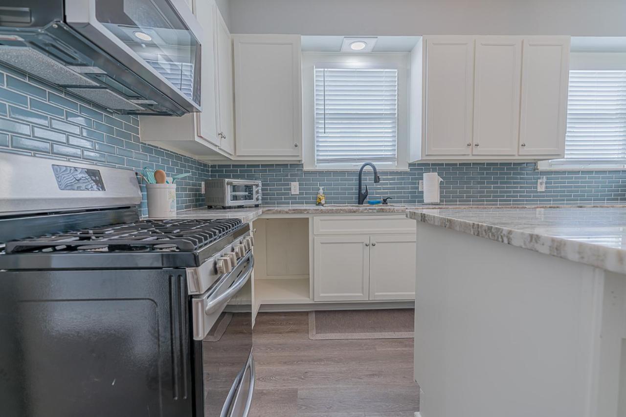 Uptown Cottage Newly Updated Home Near The Strand Galveston Harbor And Utmb Екстер'єр фото