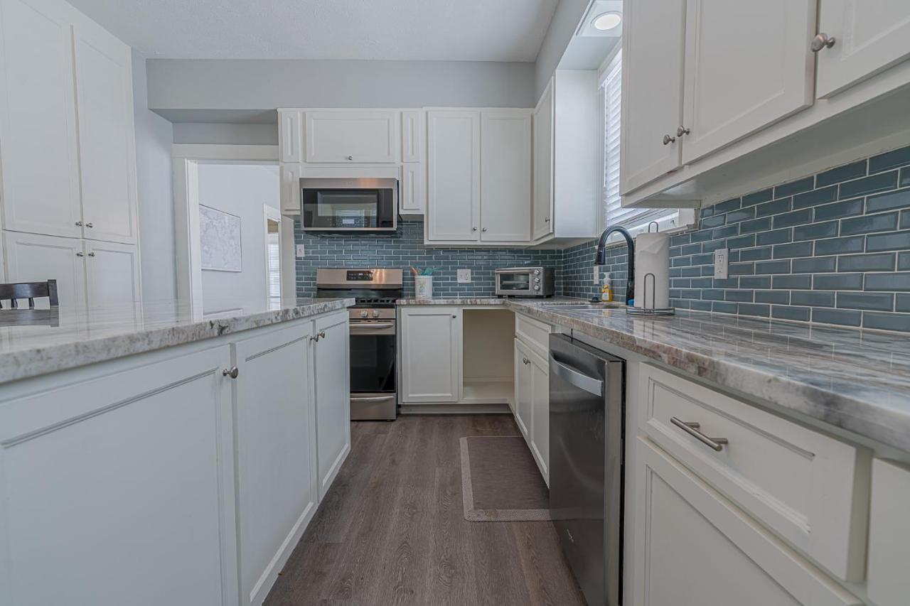 Uptown Cottage Newly Updated Home Near The Strand Galveston Harbor And Utmb Екстер'єр фото